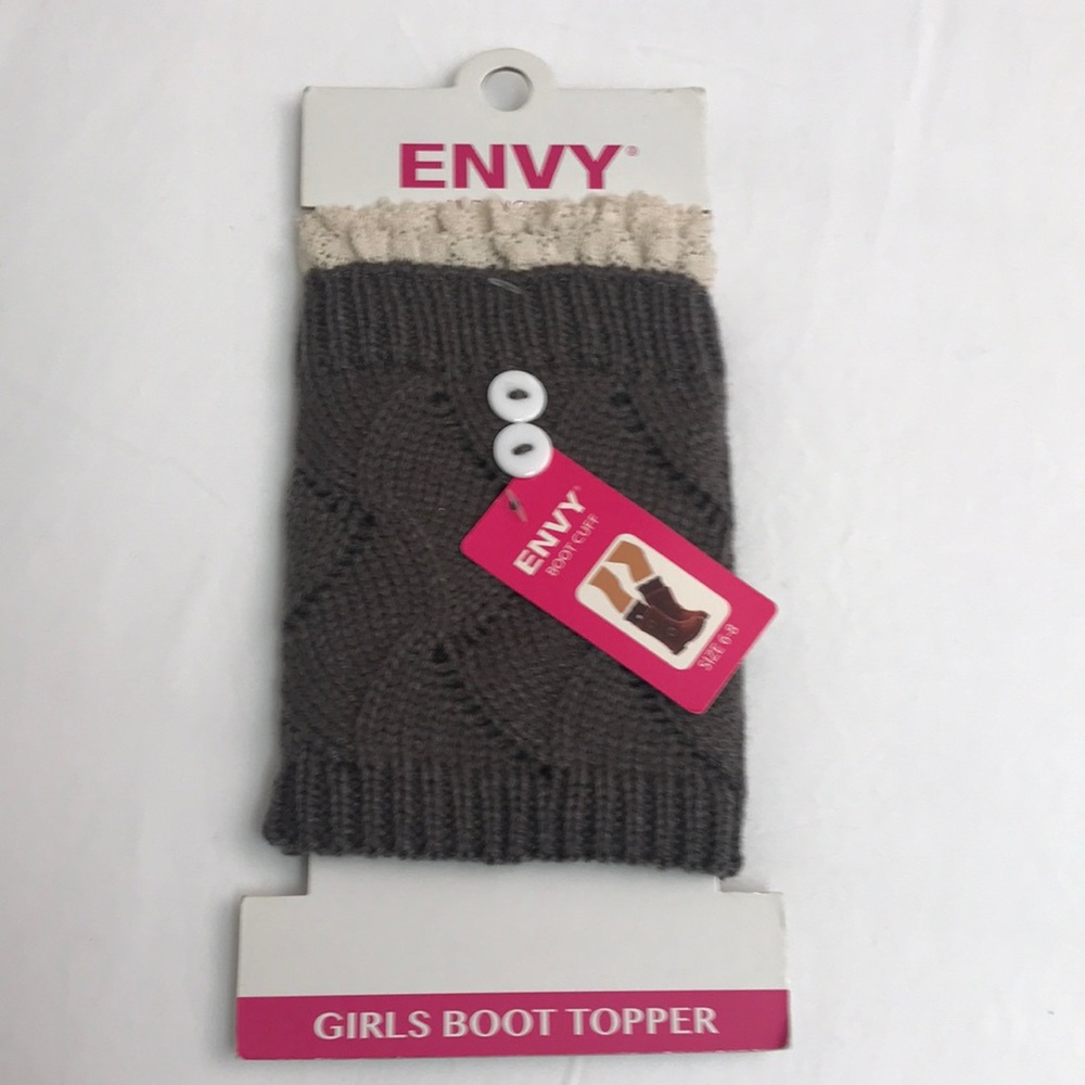 ENVY GIRLS BOOT TOPPER SIZE 6-8 TOP QUALITY DOES NOT SHIP IN CARDBOARD FREE GIFT